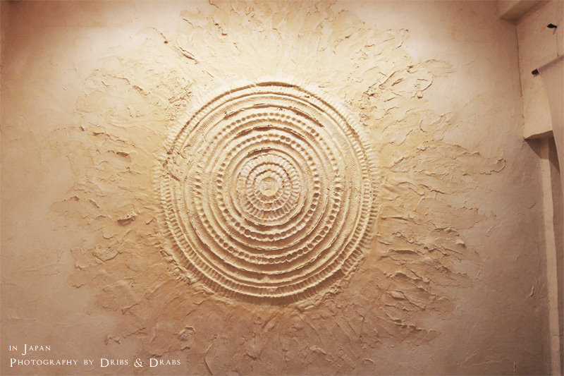 1518271349-2561915508