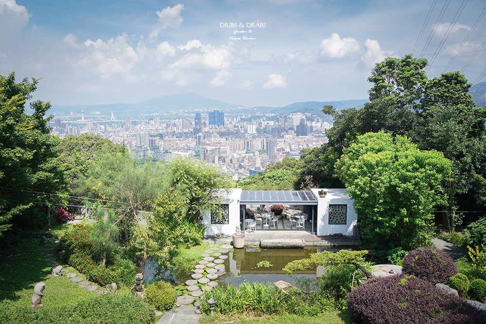 台北陽明山擎天崗秋季限定風景*白雪似的菅芒花在藍天下搖曳著*闔家歡樂步道