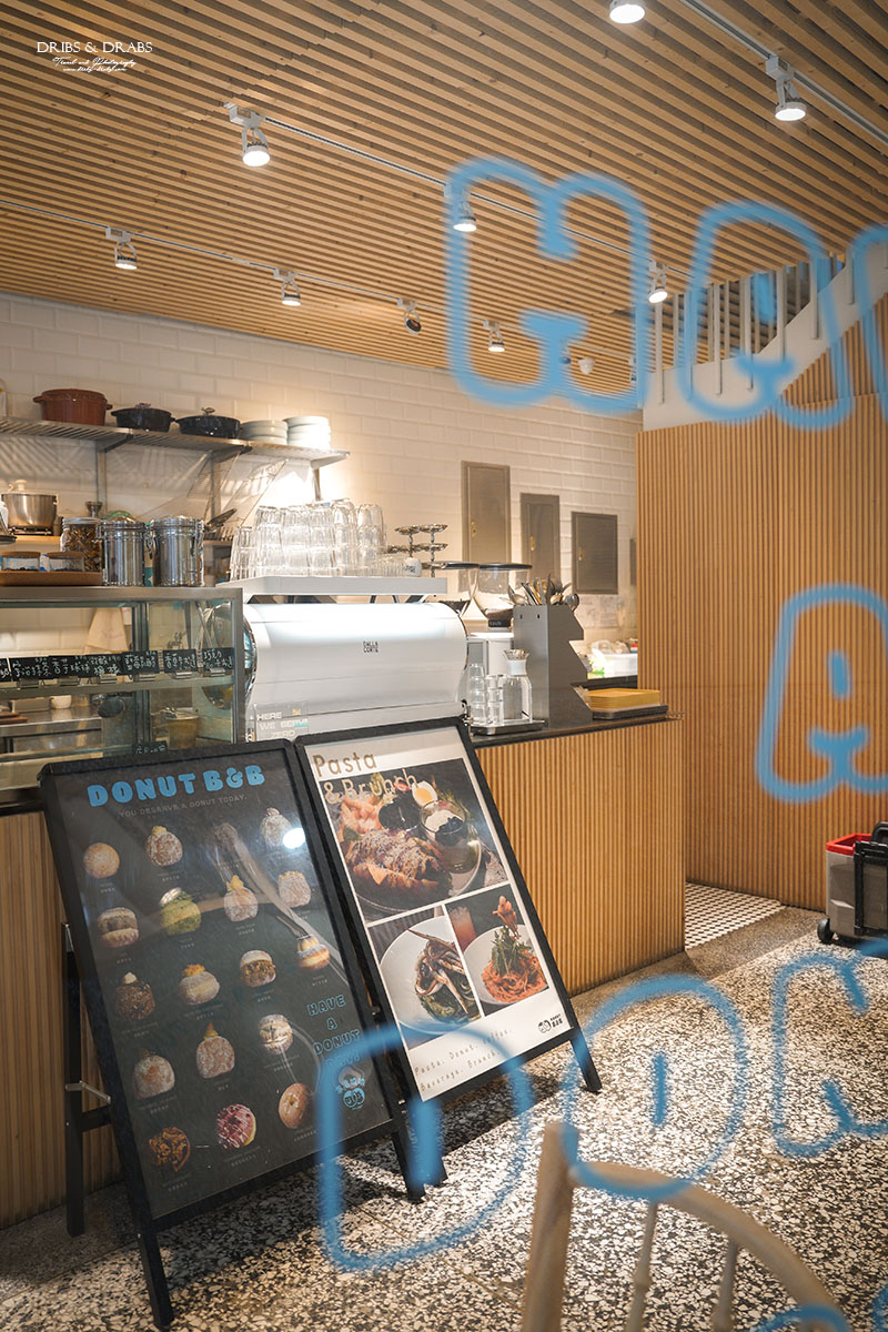 新竹市城隍廟「拿滋咬咬 Donut B&B」超可愛甜甜圈專賣店，新竹市人氣早午餐與咖啡廳推薦