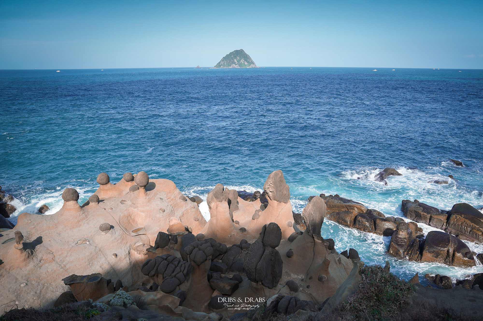 基隆看海景點推薦|和平島地質公園,鬼斧神工海蝕地形與絕美海景 - 第20張圖 基隆看海景點推薦|和平島地質公園,鬼斧神工海蝕地形與絕美海景