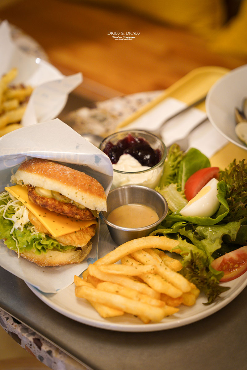 新竹市城隍廟「拿滋咬咬 Donut B&B」超可愛甜甜圈專賣店，新竹市人氣早午餐與咖啡廳推薦