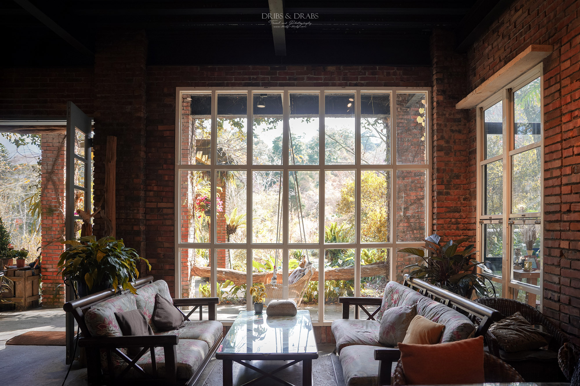 新竹尖石景觀餐廳推薦|拉號花園咖啡廳 (原6號花園) 隱身山林的紅磚玻璃屋,彷彿走進精靈國度 - 第9張圖 新竹尖石景觀餐廳推薦|拉號花園咖啡廳 (原6號花園) 隱身山林的紅磚玻璃屋,彷彿走進精靈國度