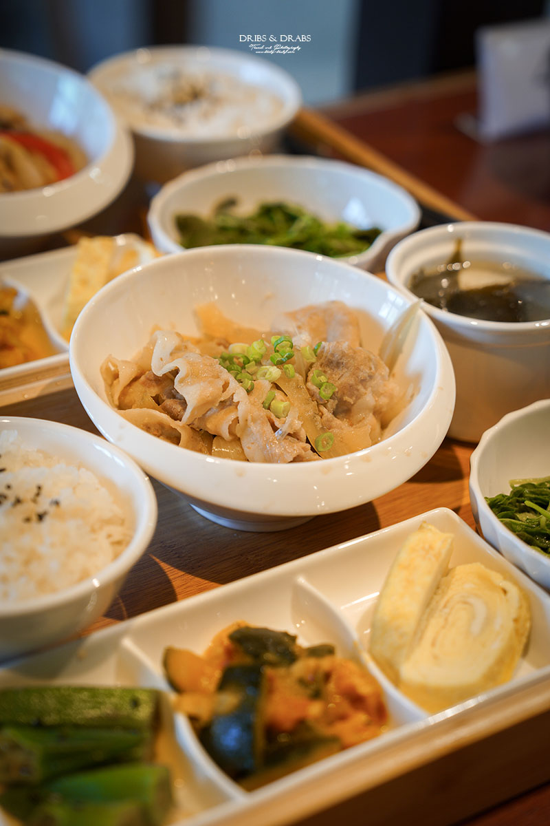 宜蘭羅東新景點|森本屋書店&小間書菜餐廳,羅東林業園區百年木屋新開幕 - 第28張圖 宜蘭羅東新景點|森本屋書店&小間書菜餐廳,羅東林業園區百年木屋新開幕